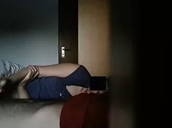 Bir gencin türk porno gerçek aç ağzından damlayan Cum