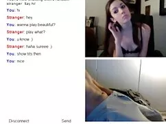 Tombul oryantal porno gercek liseli pornosu üzerinde ona dizler için bir horoz