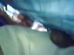 Hizmetçi ya gerçek yerli porno da üçlü seks ile seks. (NK)