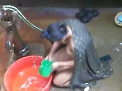 sahnede busty gerçek amatör seks siyah babe seks,